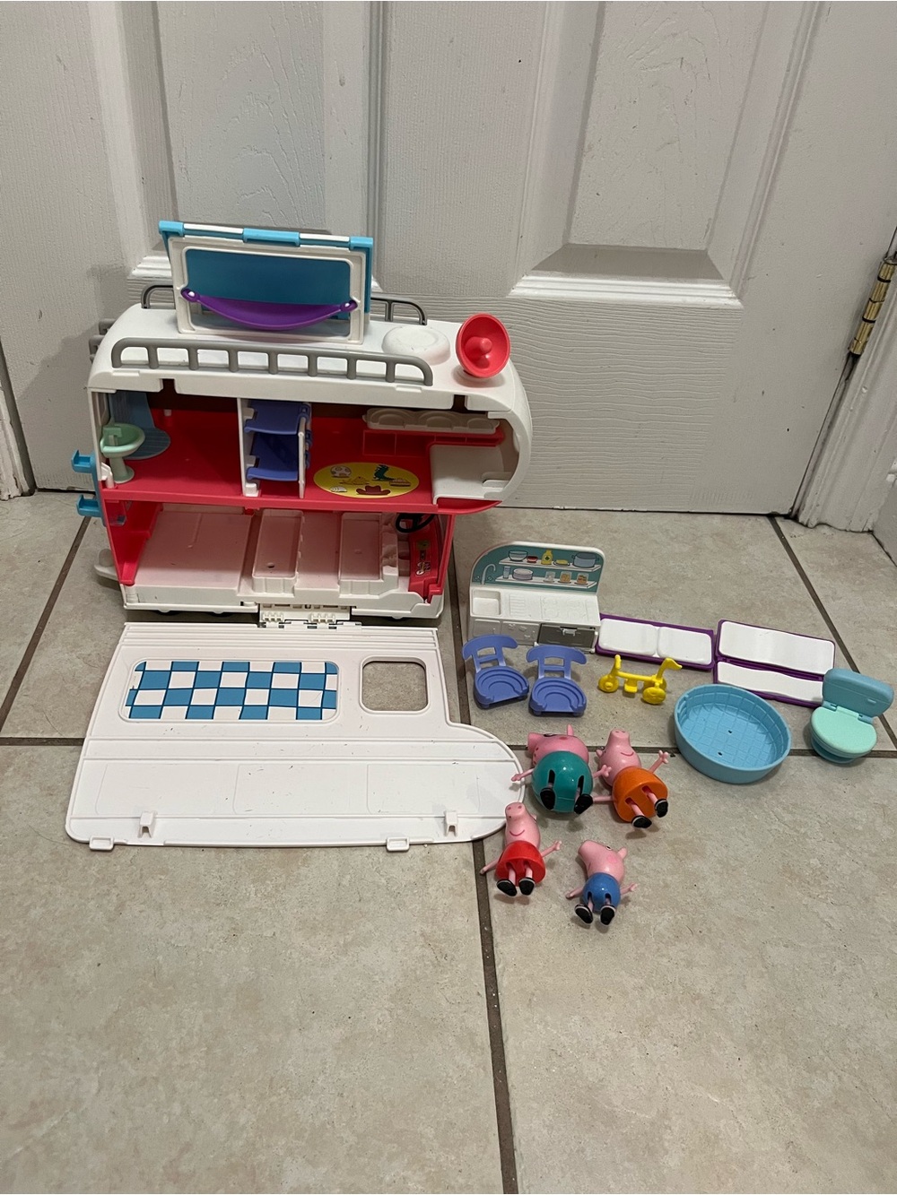 Peppa Pig Peppa’s Family Motorhome